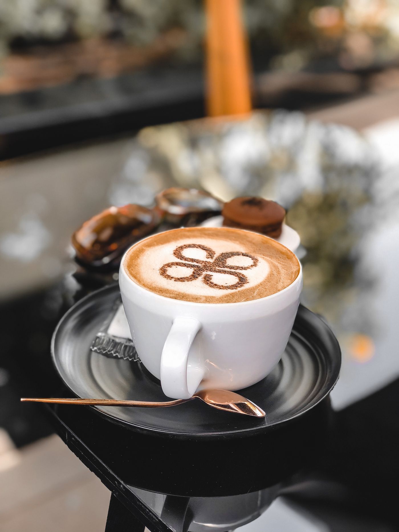 Kaffeetasse mit Crema von oben